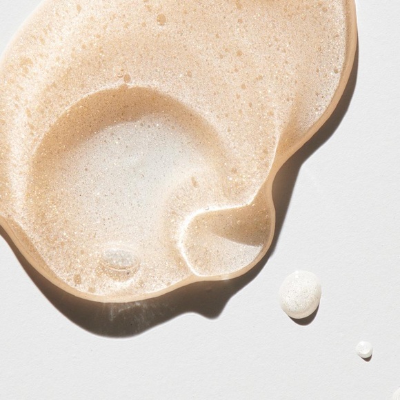 🌸African Botanics Shimmering Gold Oil🌸 - Picture 5 of 8